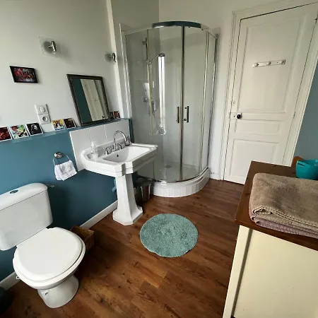 Chambres Chez Gaelle Et Guillaume - Centre Δωμάτια σε οικογενειακή κατοικία